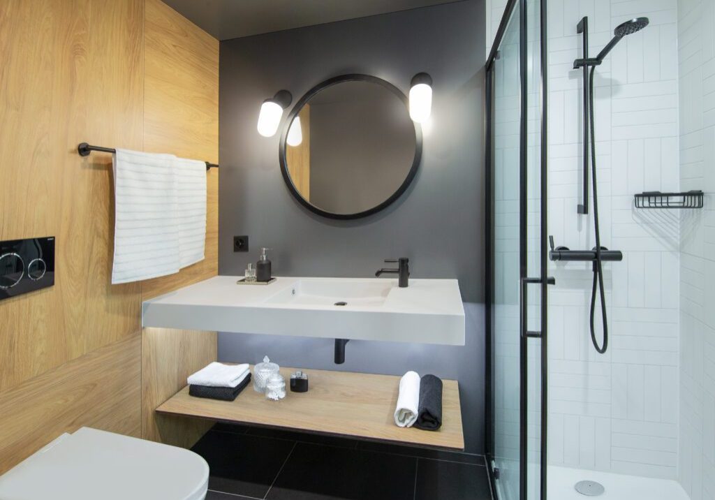 2.MOXY_hospitality